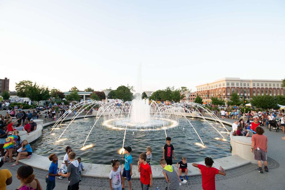 Fountain Park Fountain